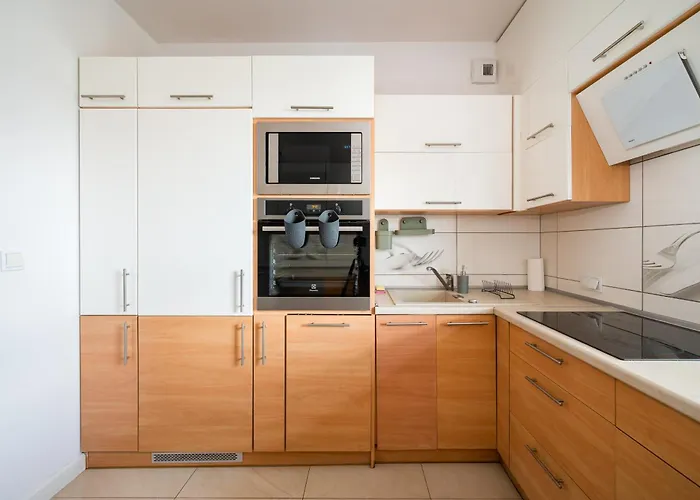 Ursynow Romera Chic By Bookinghost وارسو