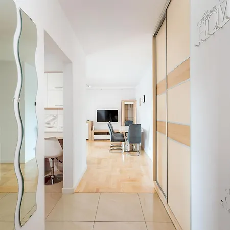 Apartment Ursynow Romera Chic By Bookinghost *